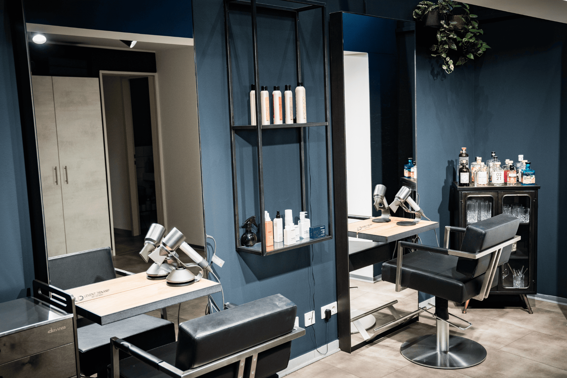 Schnittplätze Friseursalon