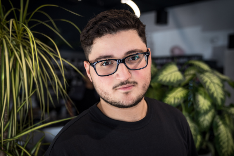 Auszubildender Friseur Rayan